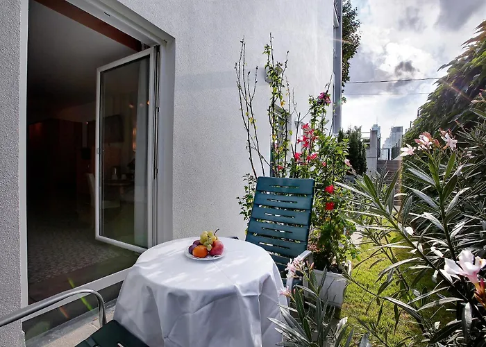Strandhotel Alte Donau Wien